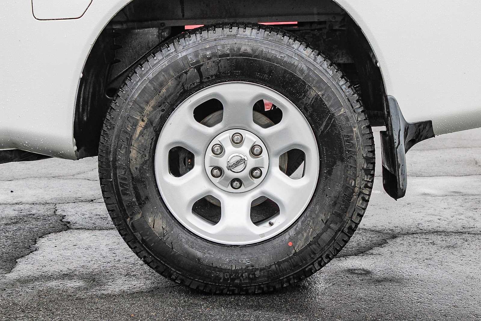 Thumbnail: 2015 Nissan Titan - 8