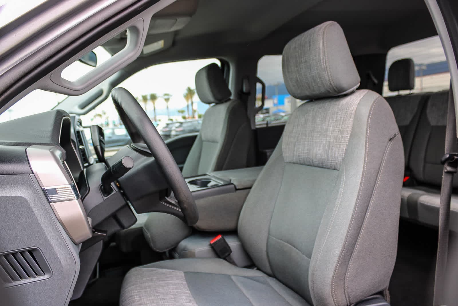 2023 Ford F-150 XLT - Photo 17