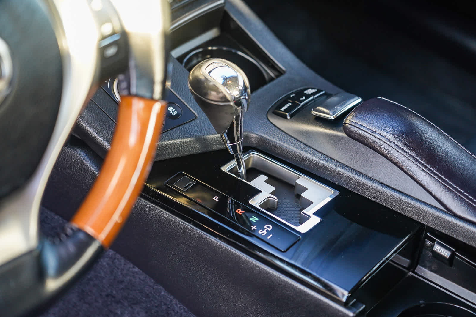 Thumbnail: 2013 Lexus ES - 20