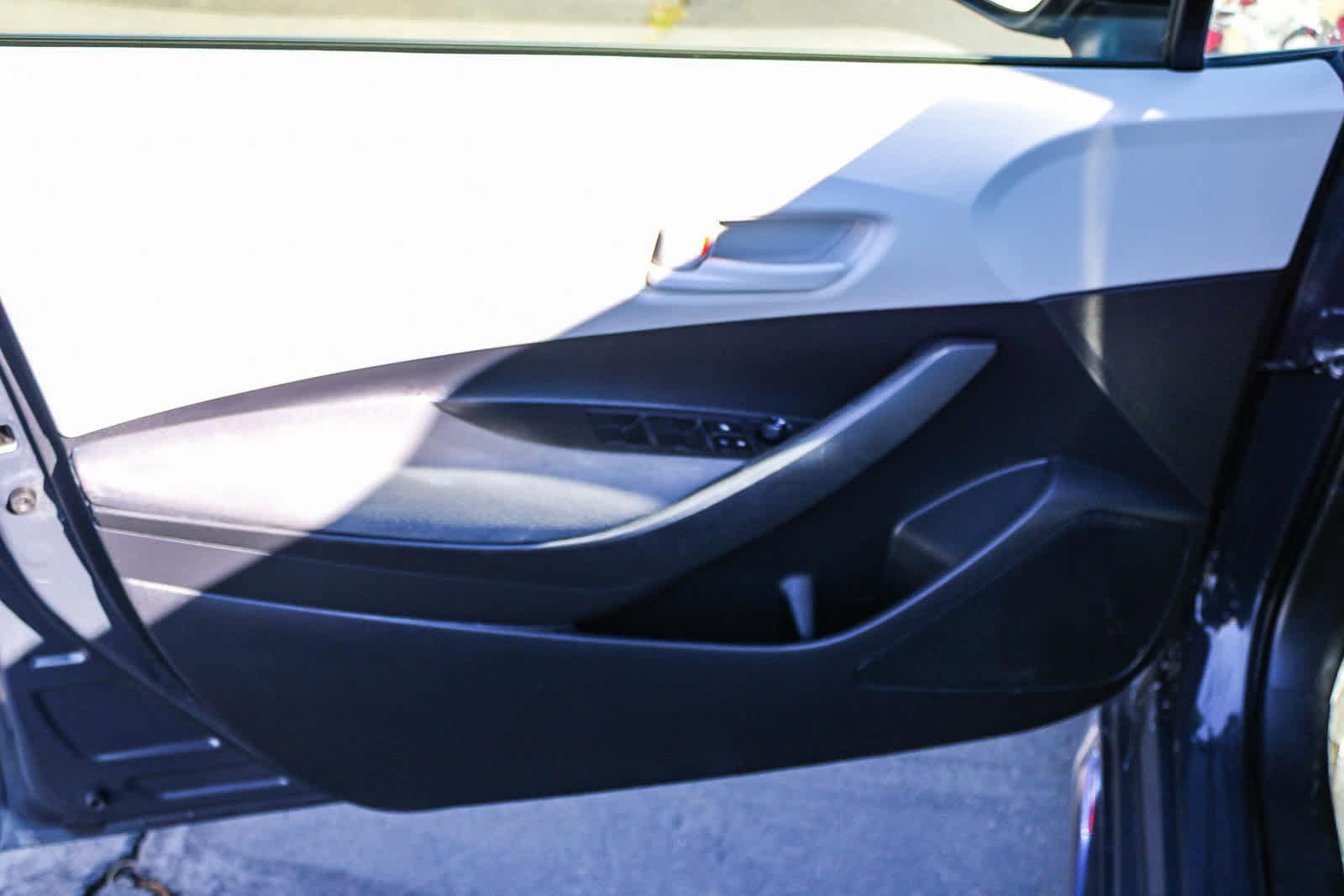 Thumbnail: 2023 Toyota Corolla - 20