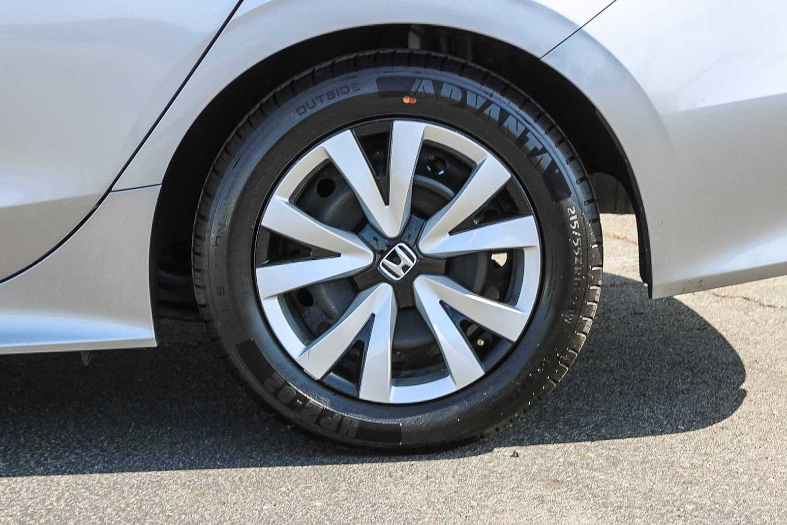 Thumbnail: 2024 Honda Civic - 10