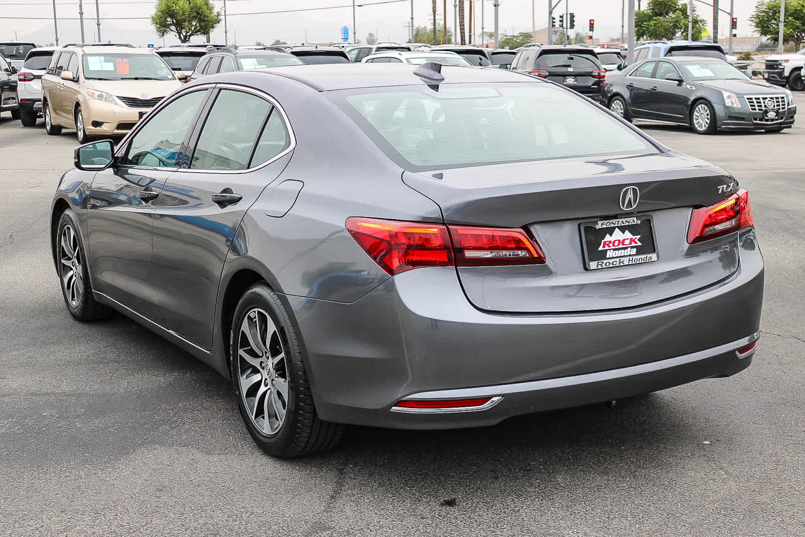 Thumbnail: 2017 Acura TLX - 8