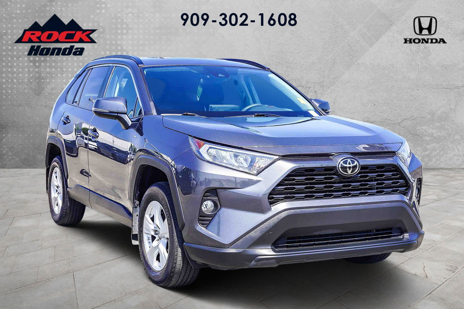 Thumbnail: 2020 Toyota RAV4 - 3