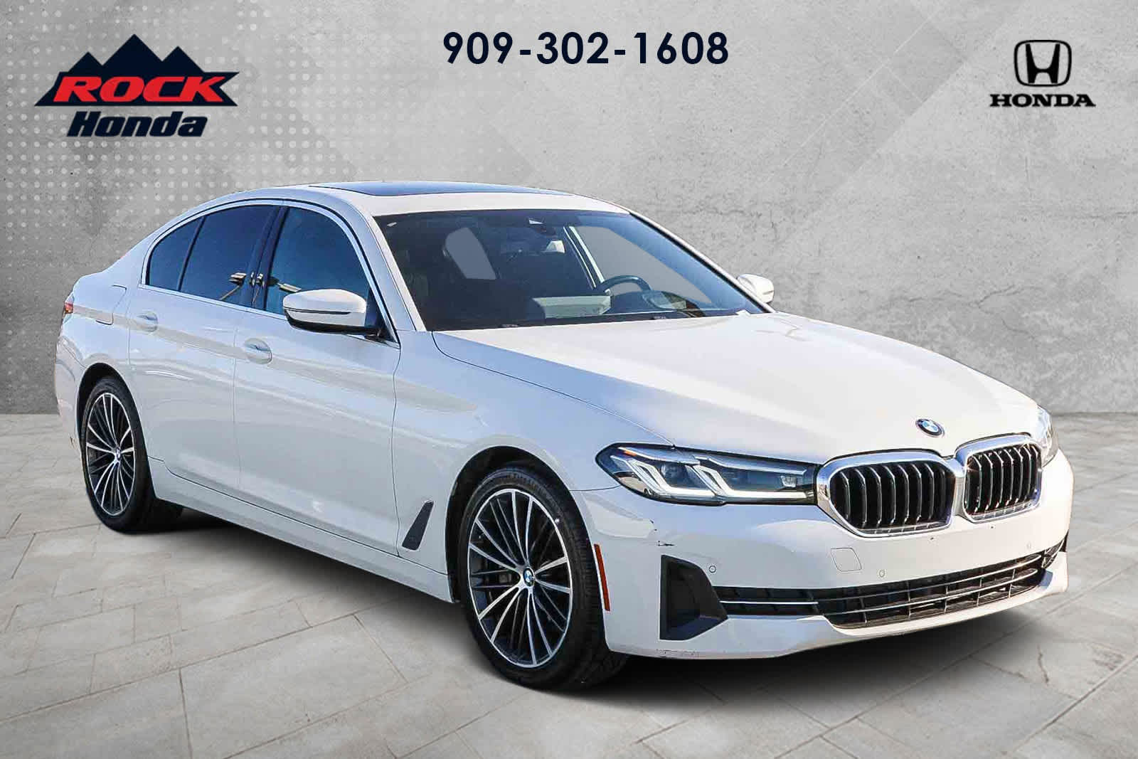 2021 BMW 530i photo 2