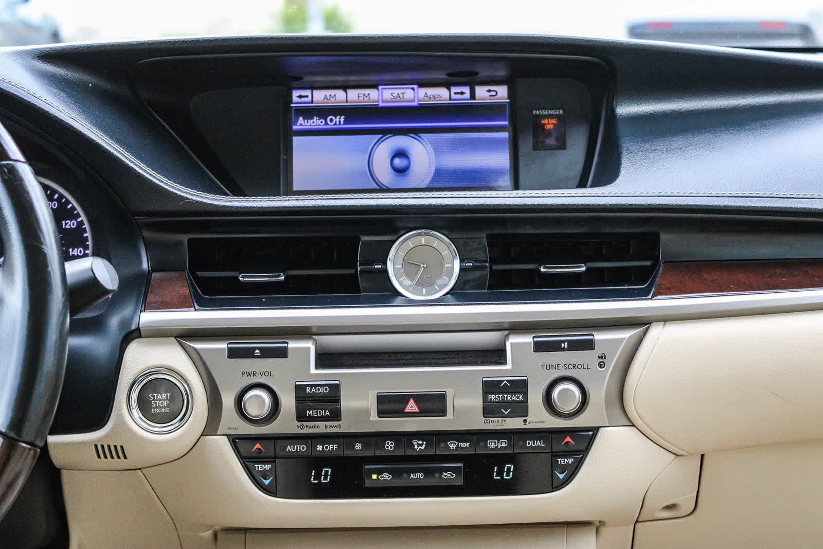 Thumbnail: 2014 Lexus ES - 13