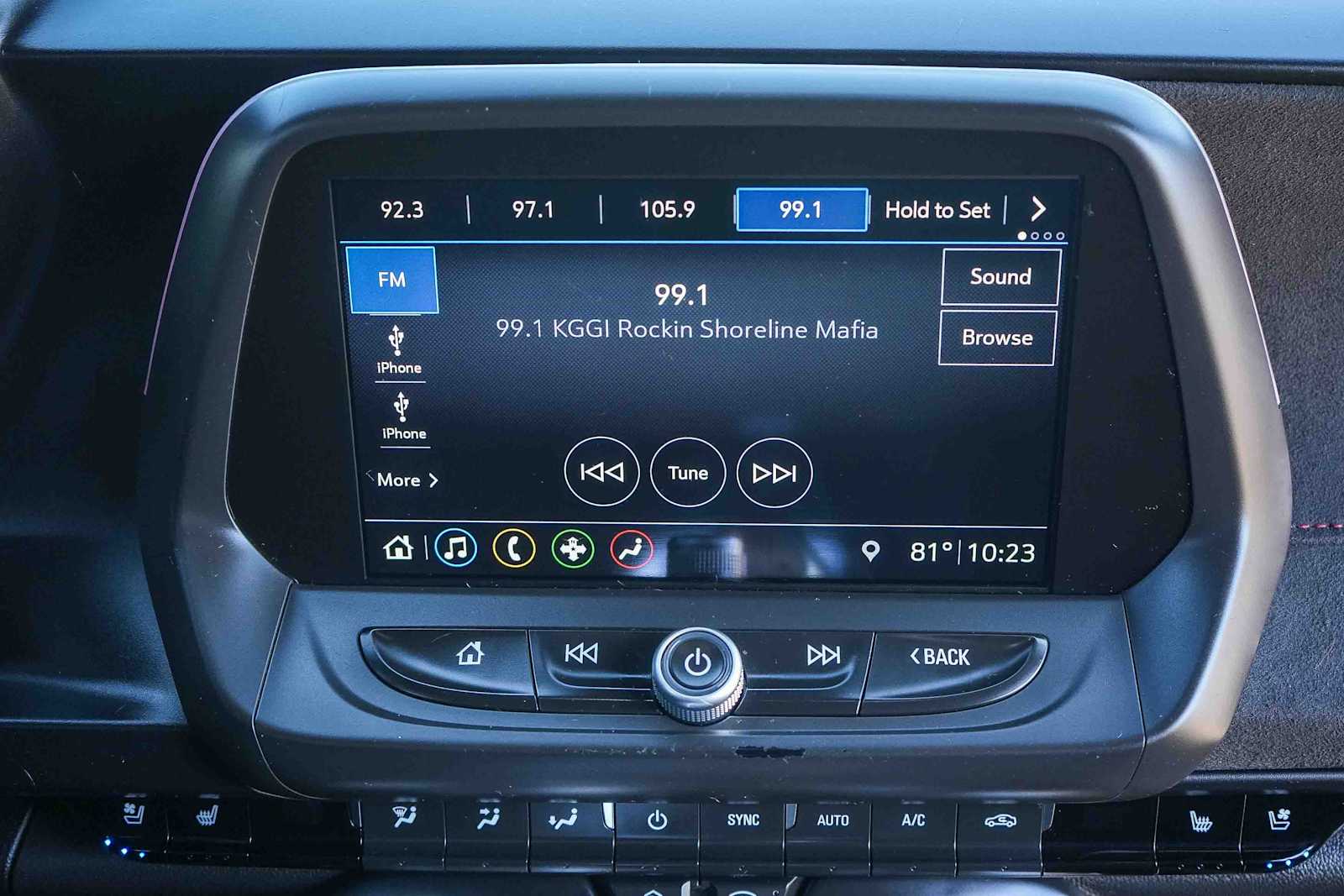 Thumbnail: 2019 Chevrolet Camaro - 14