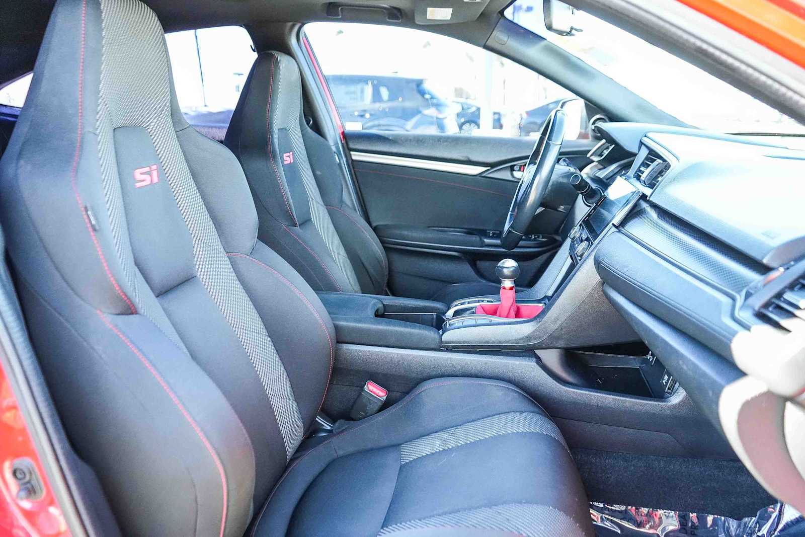 Thumbnail: 2017 Honda Civic - 16