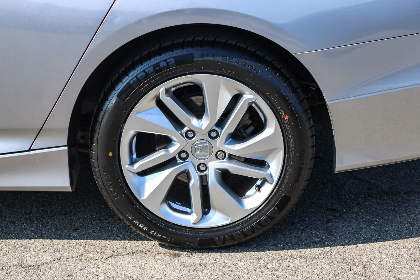 Thumbnail: 2019 Honda Accord - 8