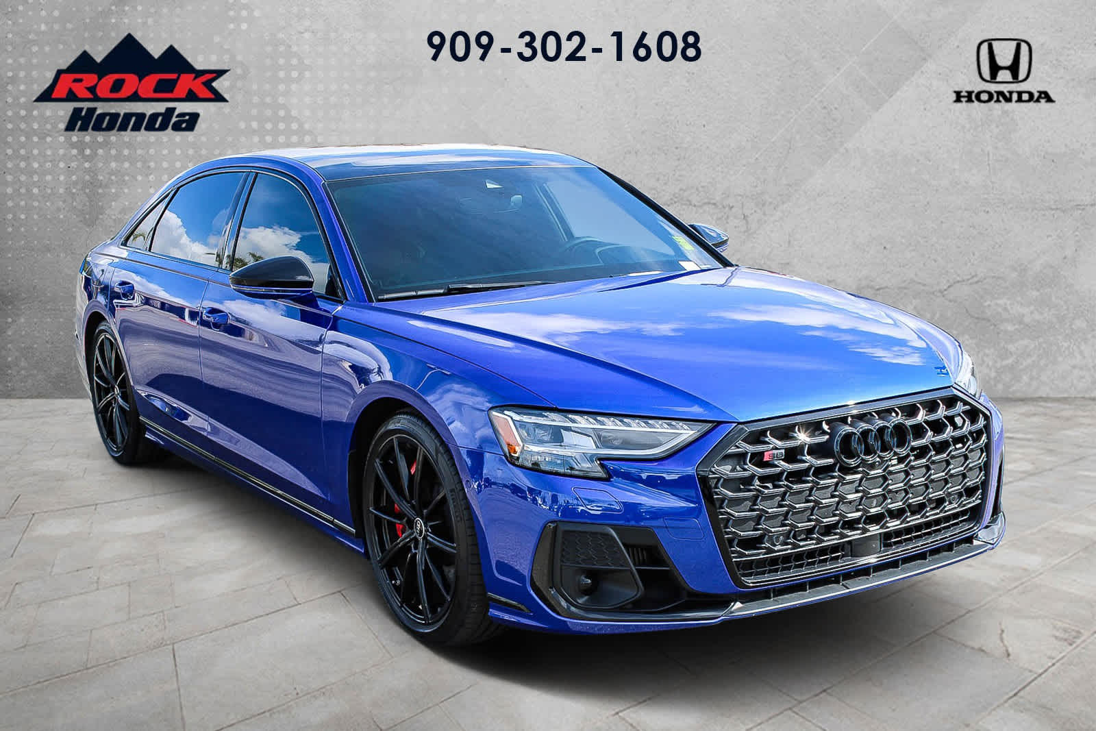 Thumbnail: 2024 Audi S8 - 3