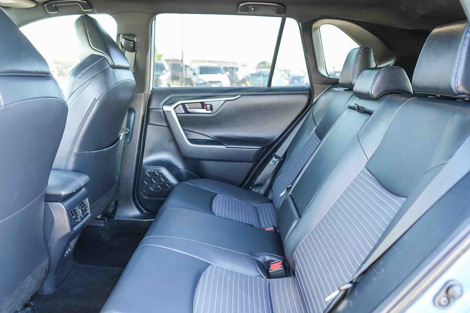 Thumbnail: 2024 Toyota RAV4 - 18