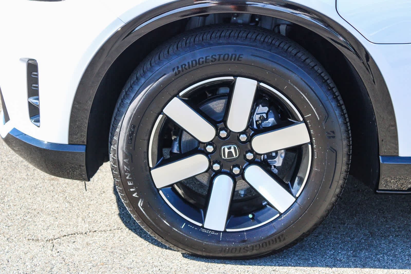 Thumbnail: 2025 Honda Prologue - 9