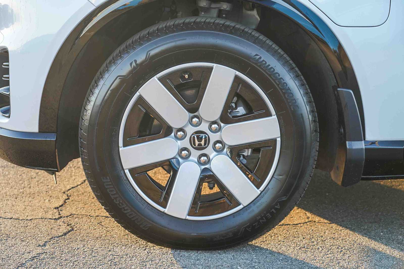 Thumbnail: 2024 Honda Prologue - 10