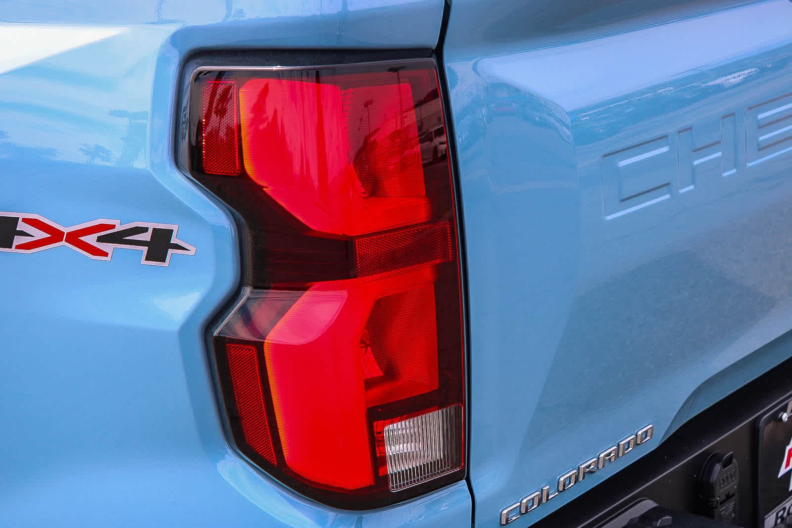 2025 Chevrolet Colorado LT photo 6