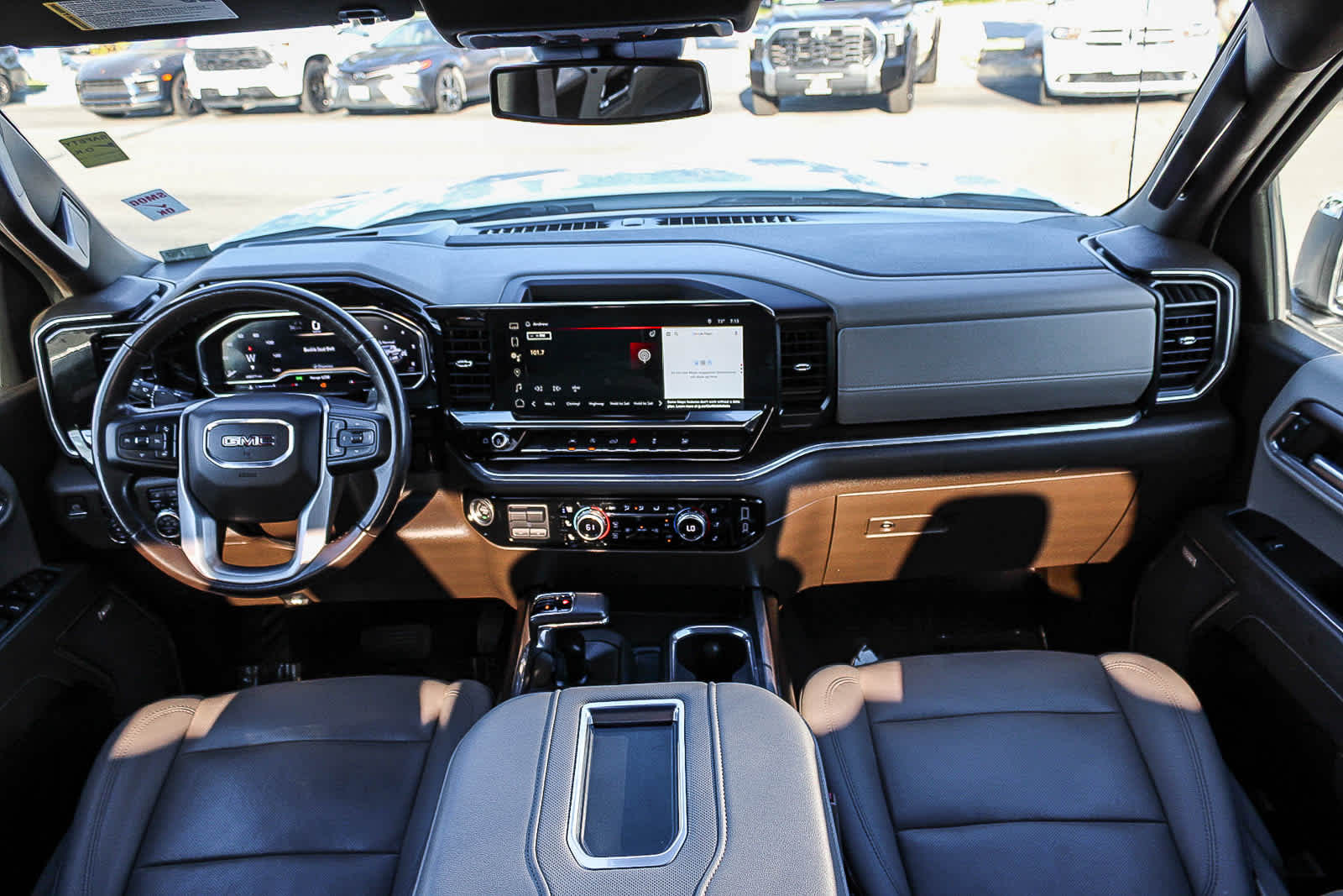 Thumbnail: 2022 GMC Sierra 1500 - 11