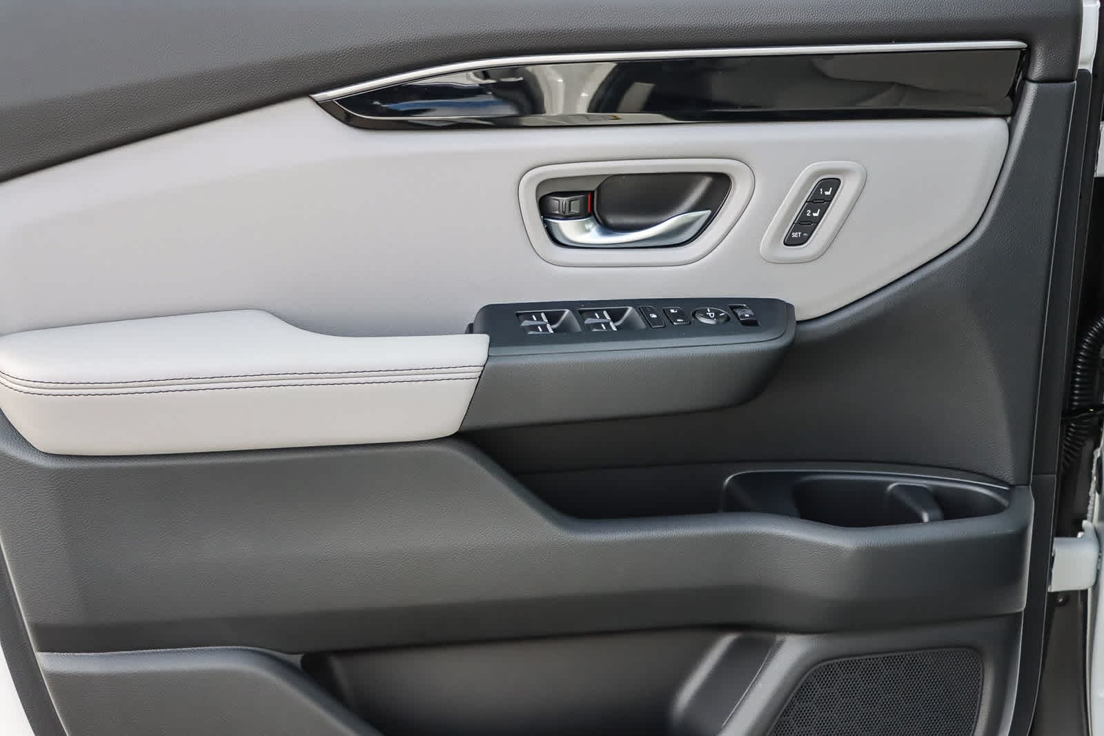 Thumbnail: 2025 Honda Pilot - 23