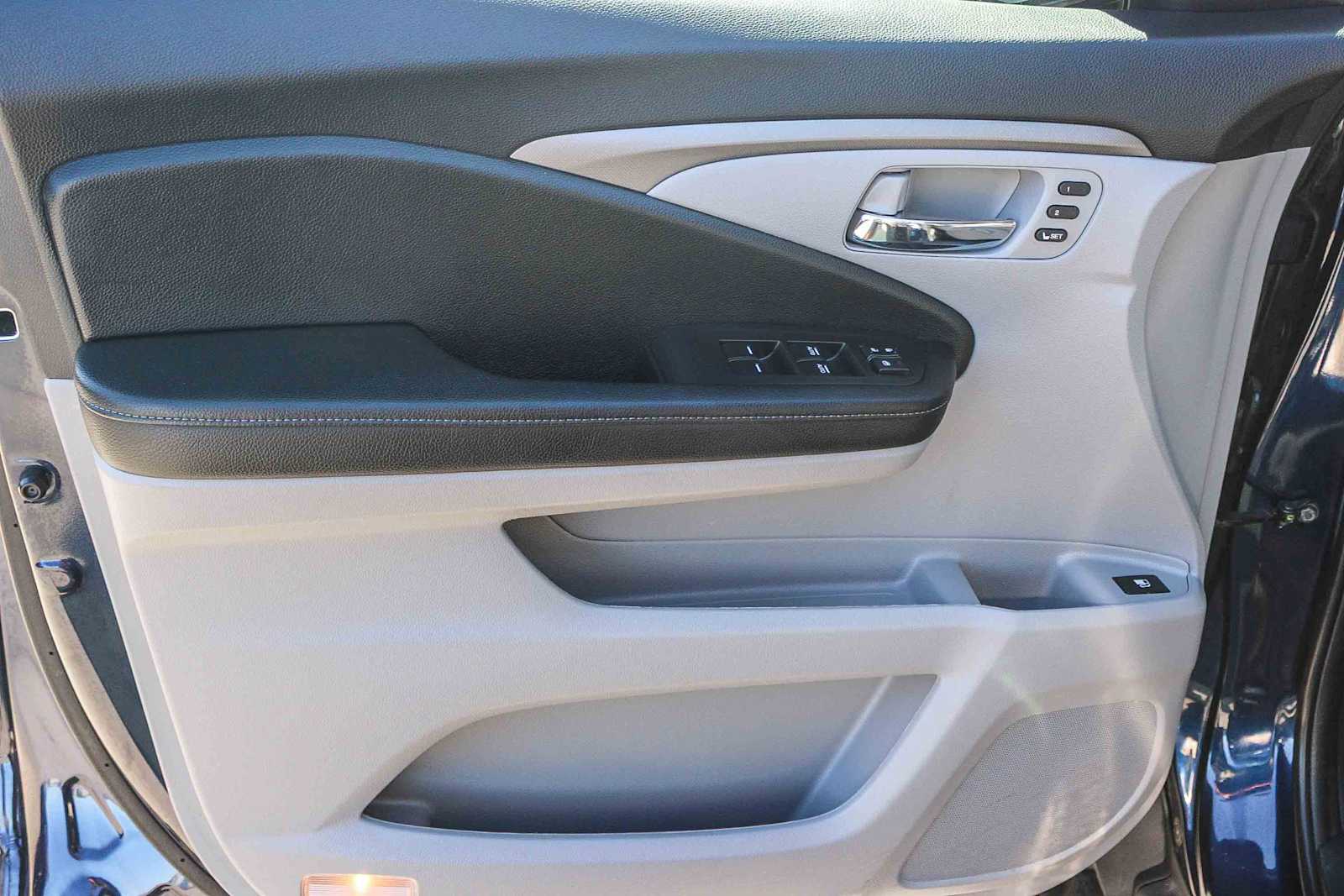 Thumbnail: 2022 Honda Ridgeline - 20