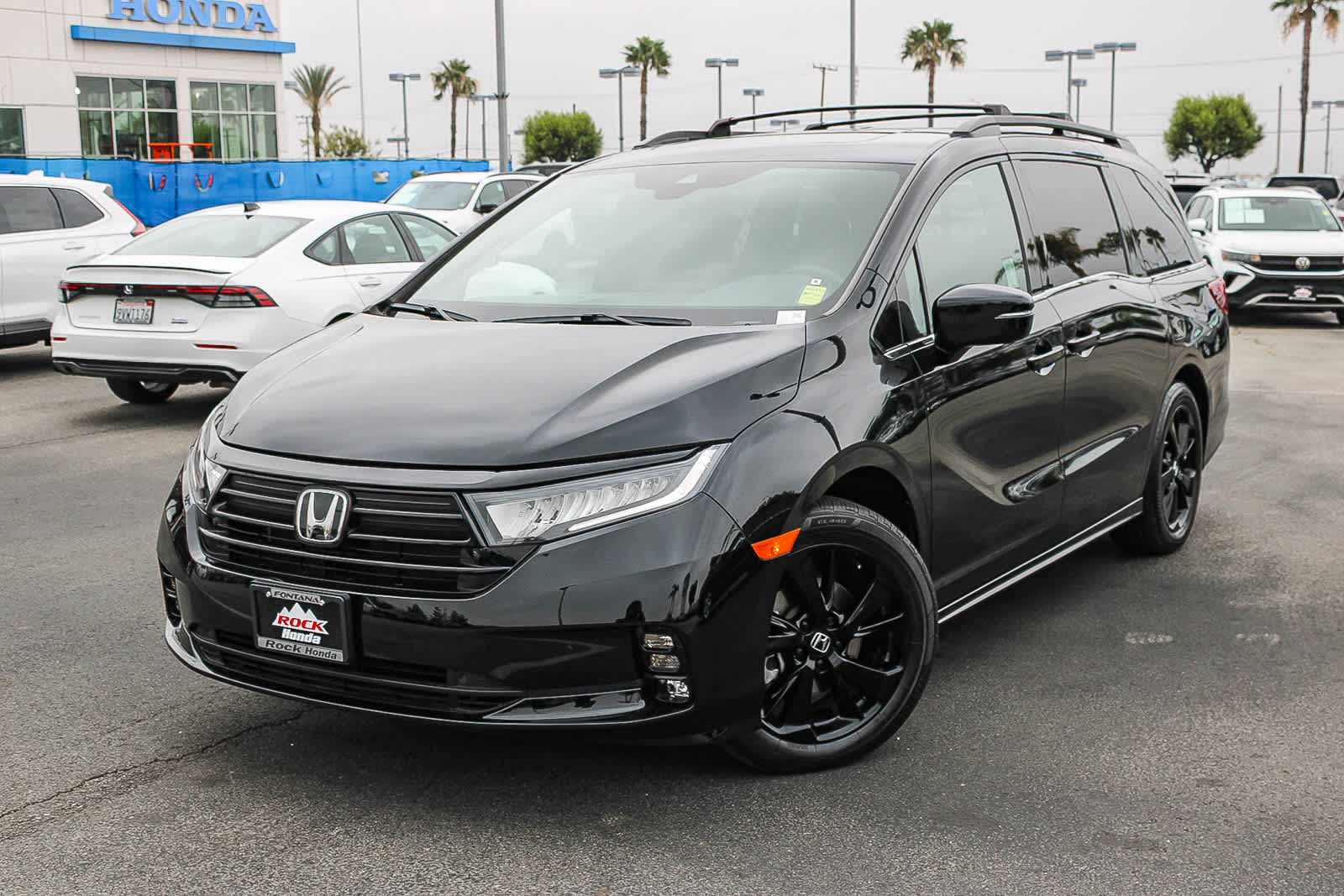 2024 Honda Odyssey SPORT's photo