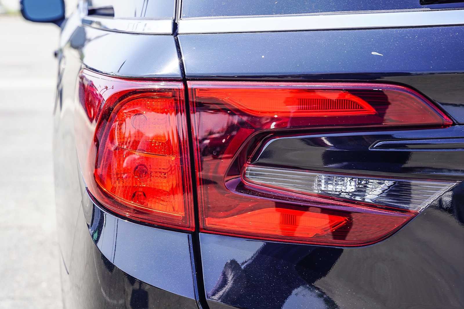 Thumbnail: 2023 Honda Odyssey - 7