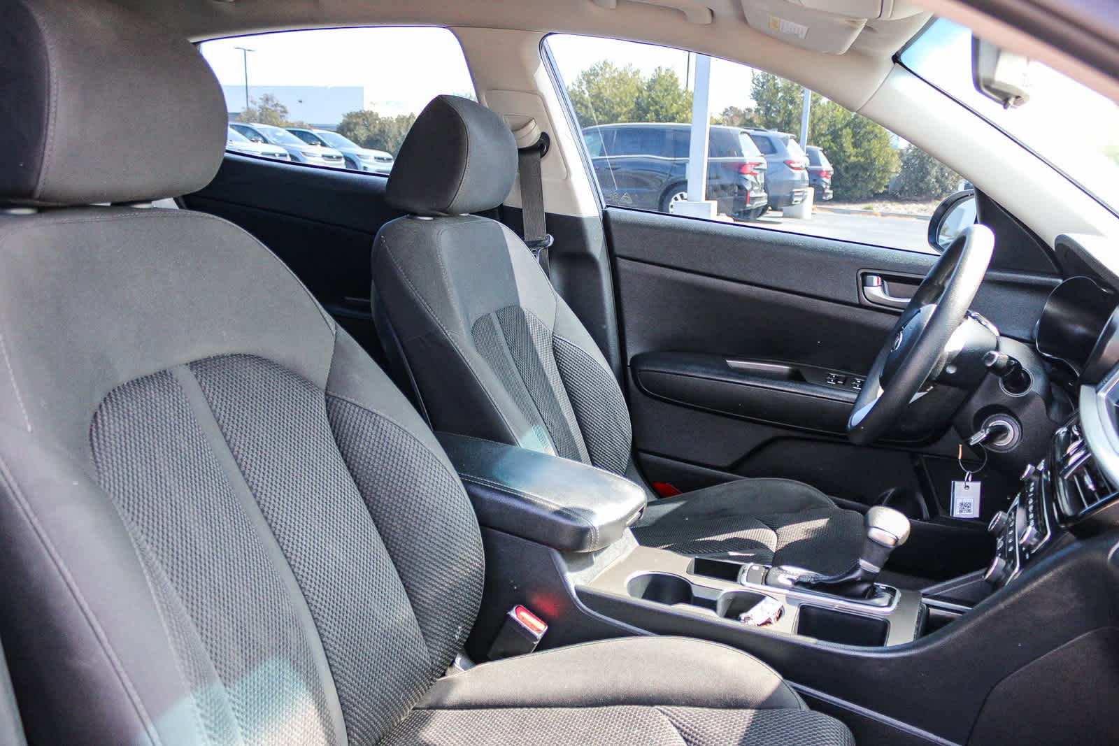 Thumbnail: 2019 Kia Optima - 16