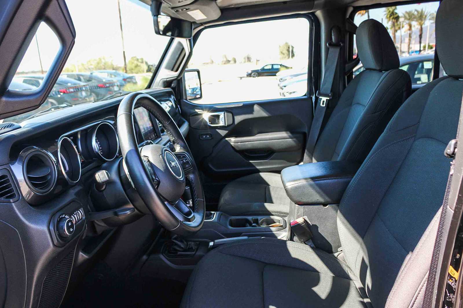 Thumbnail: 2021 Jeep Gladiator - 13