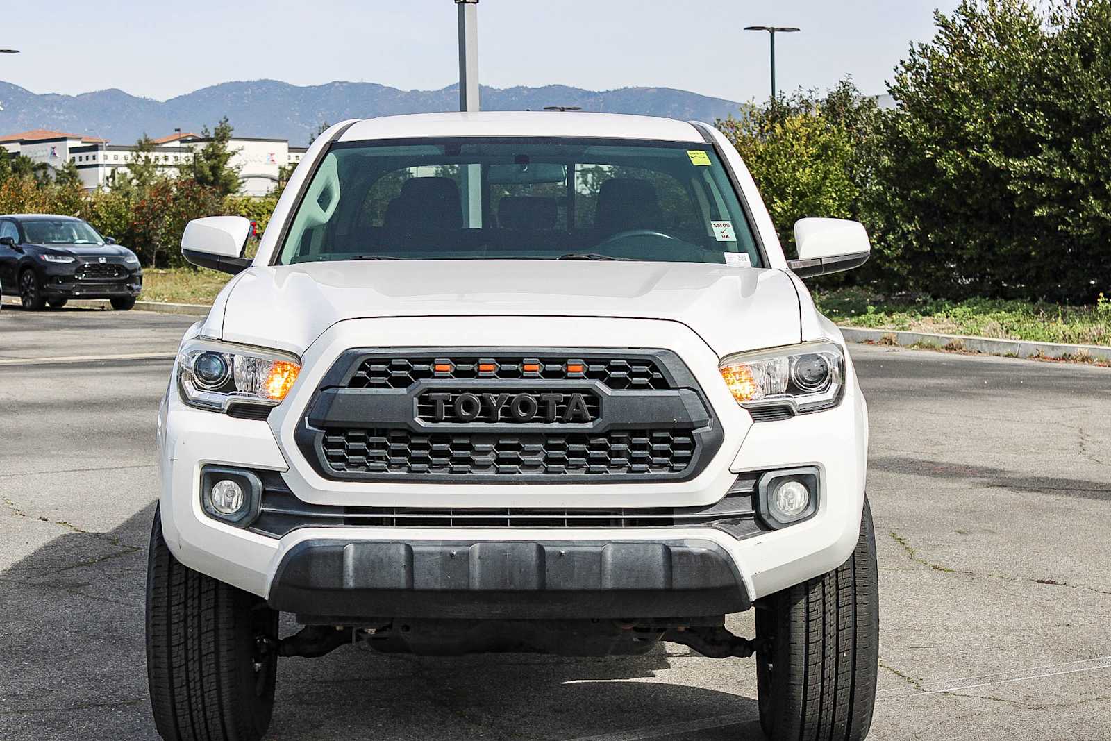 Thumbnail: 2017 Toyota Tacoma - 2