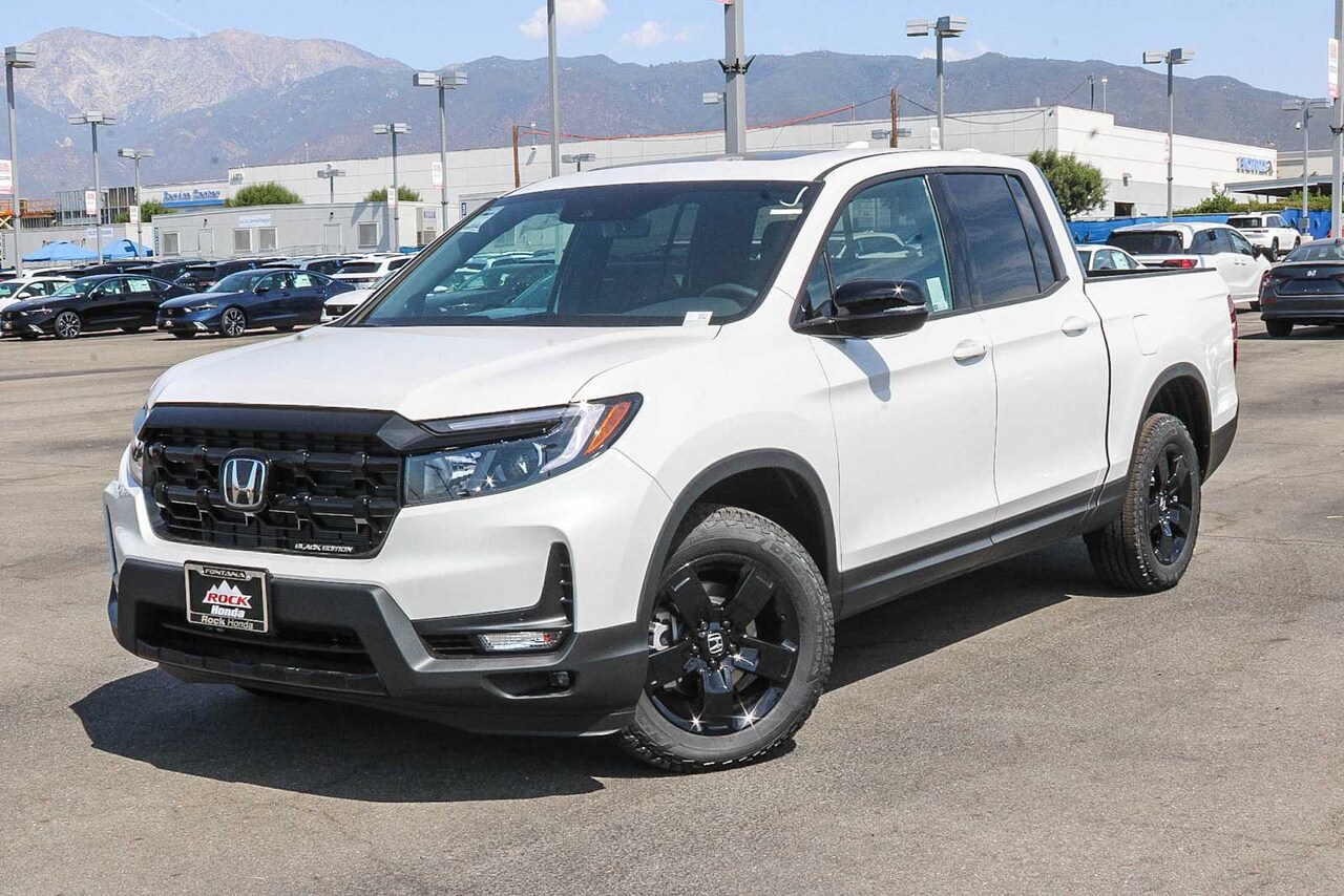 2026 Honda Ridgeline Black Edition — photo 1 of 24