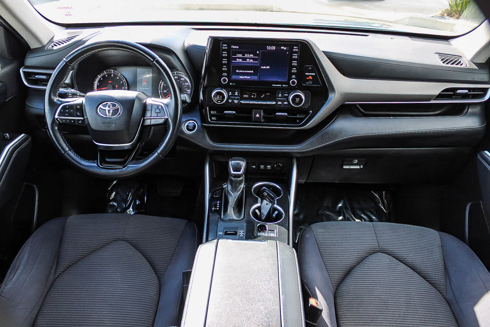 Thumbnail: 2021 Toyota Highlander - 12