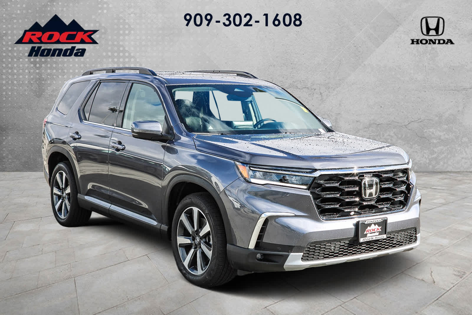 2025 Honda Pilot Touring photo 2