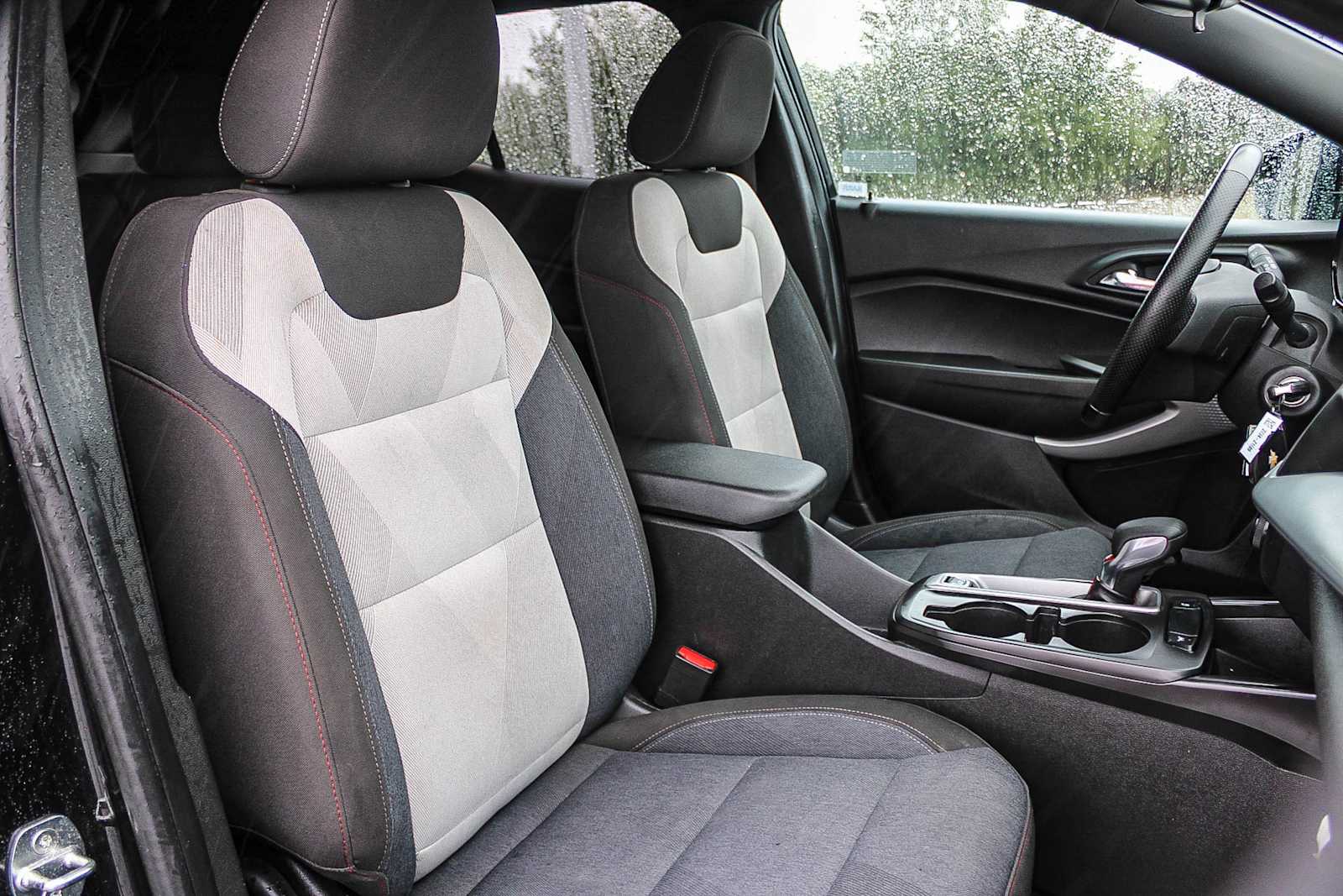 Thumbnail: 2024 Chevrolet Trax - 16