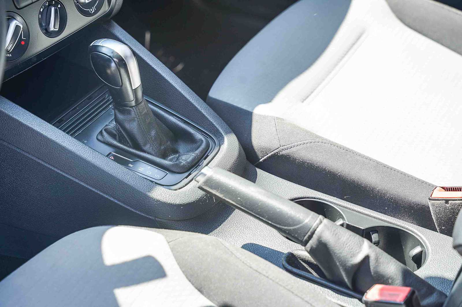 Thumbnail: 2017 Volkswagen Jetta - 19
