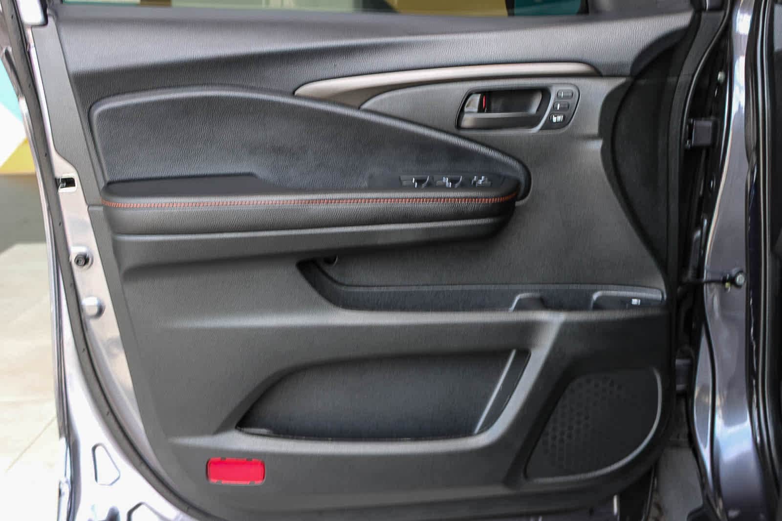 Thumbnail: 2025 Honda Ridgeline - 21