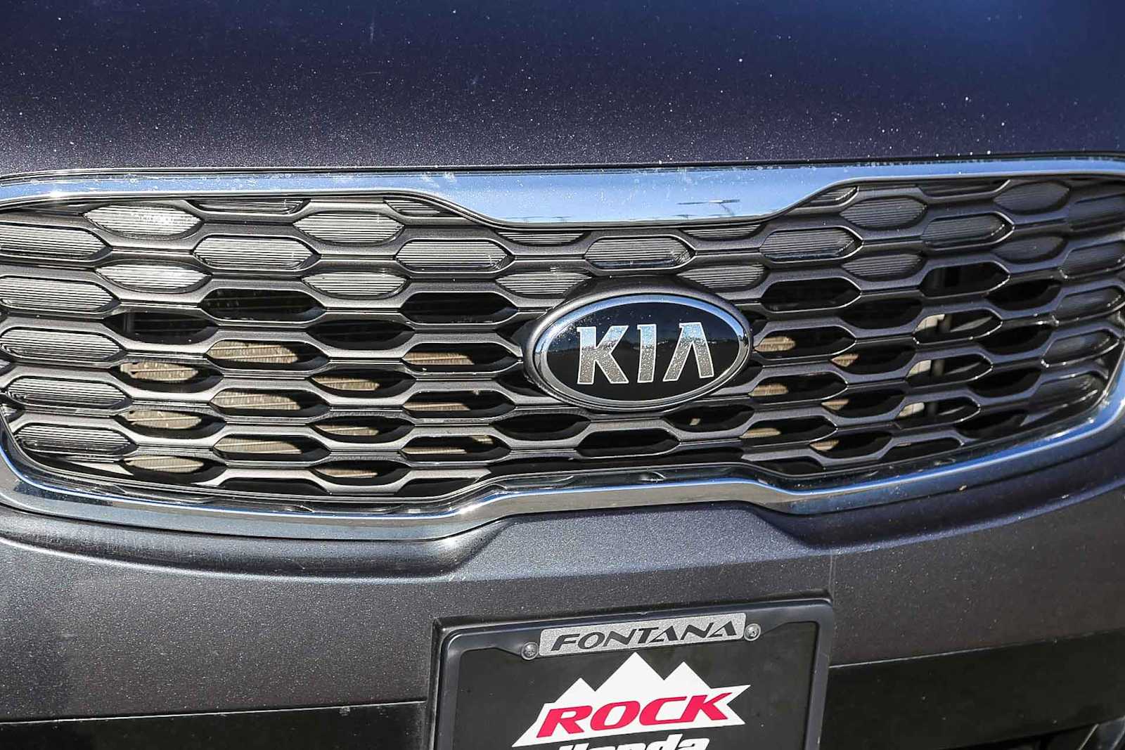 Thumbnail: 2019 Kia Sorento - 5