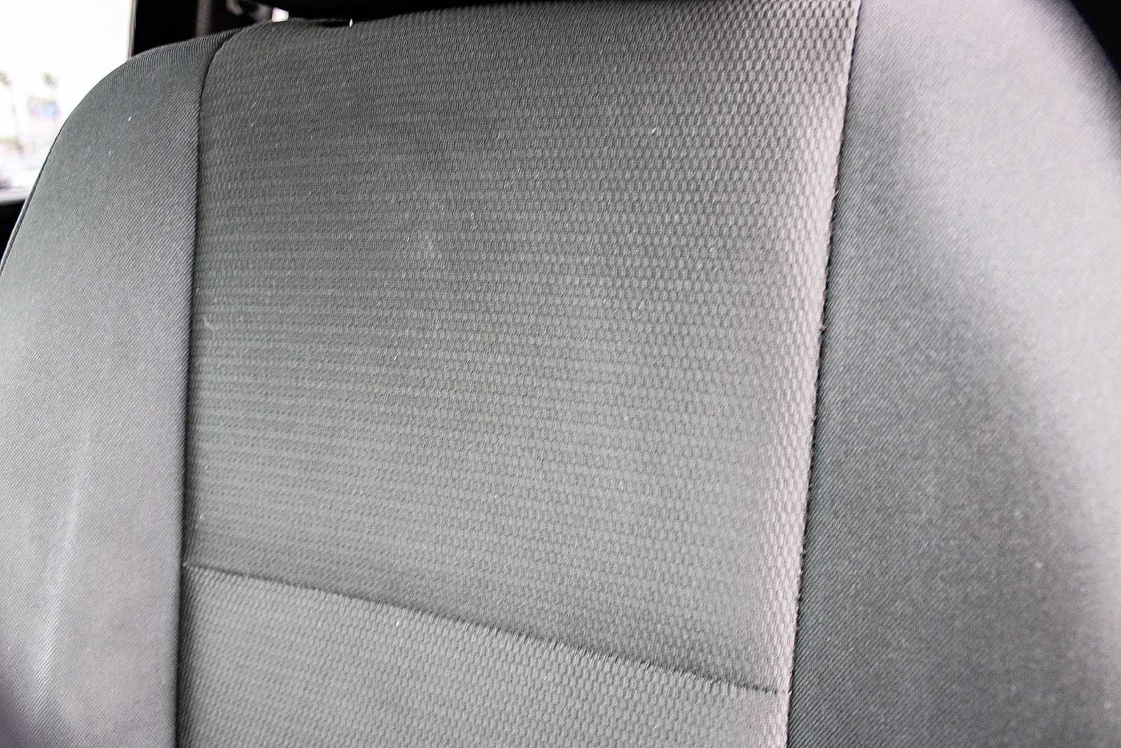 Thumbnail: 2015 Nissan Titan - 23