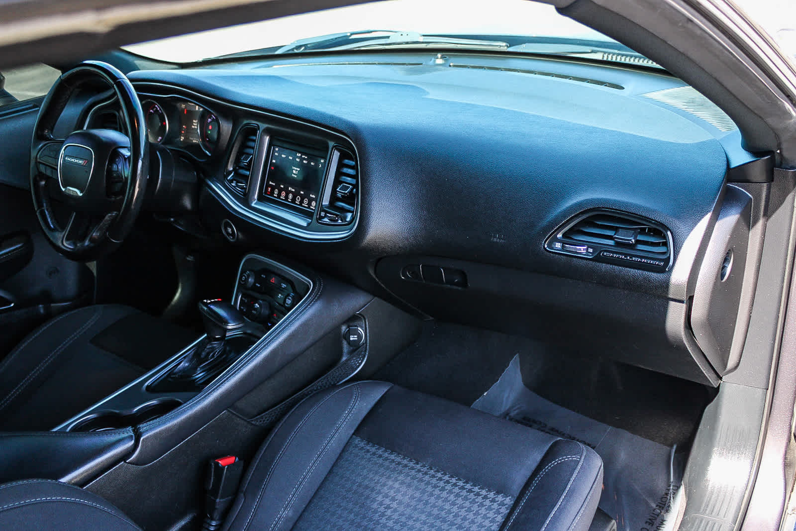 Thumbnail: 2019 Dodge Challenger - 12