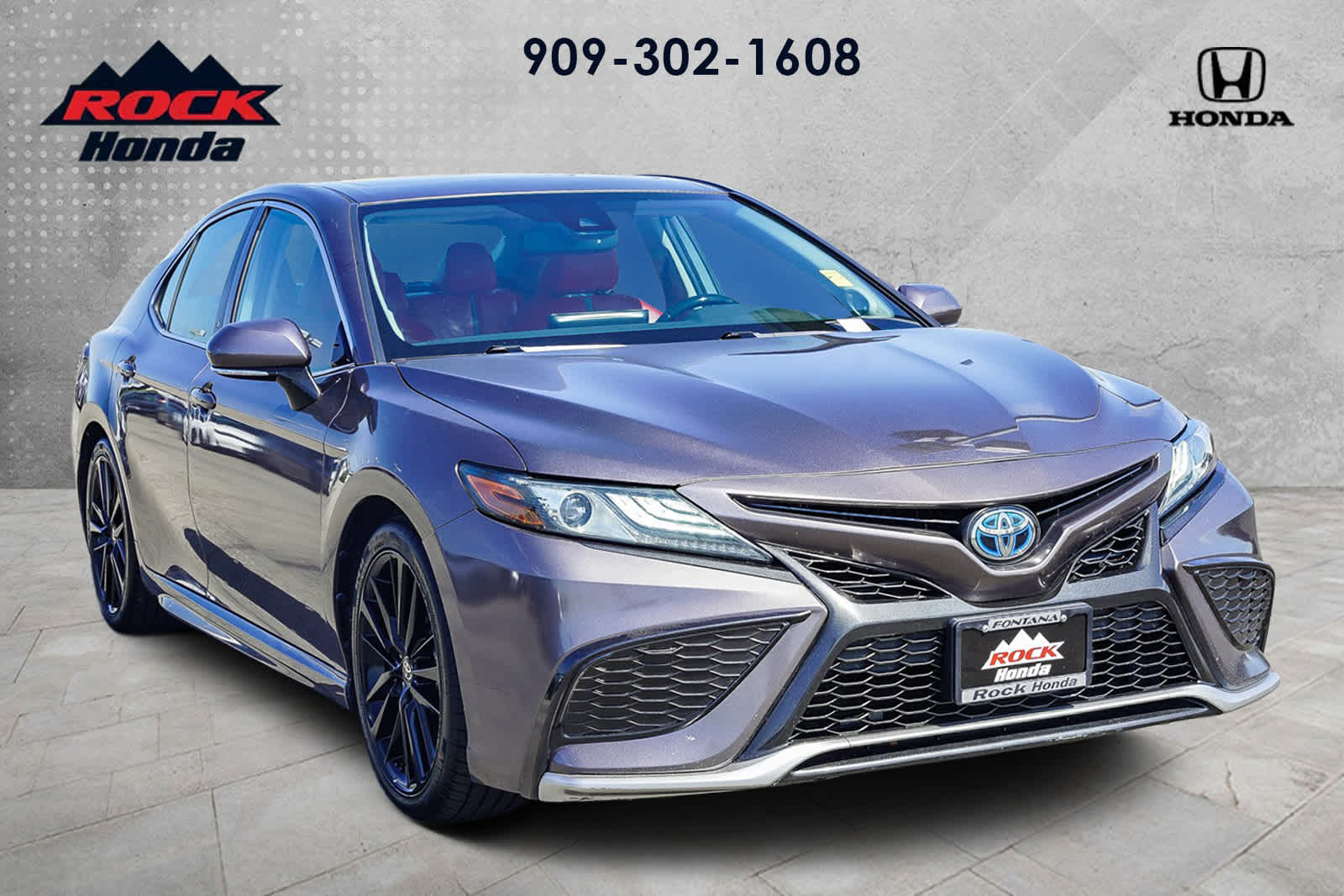 Thumbnail: 2021 Toyota Camry - 3