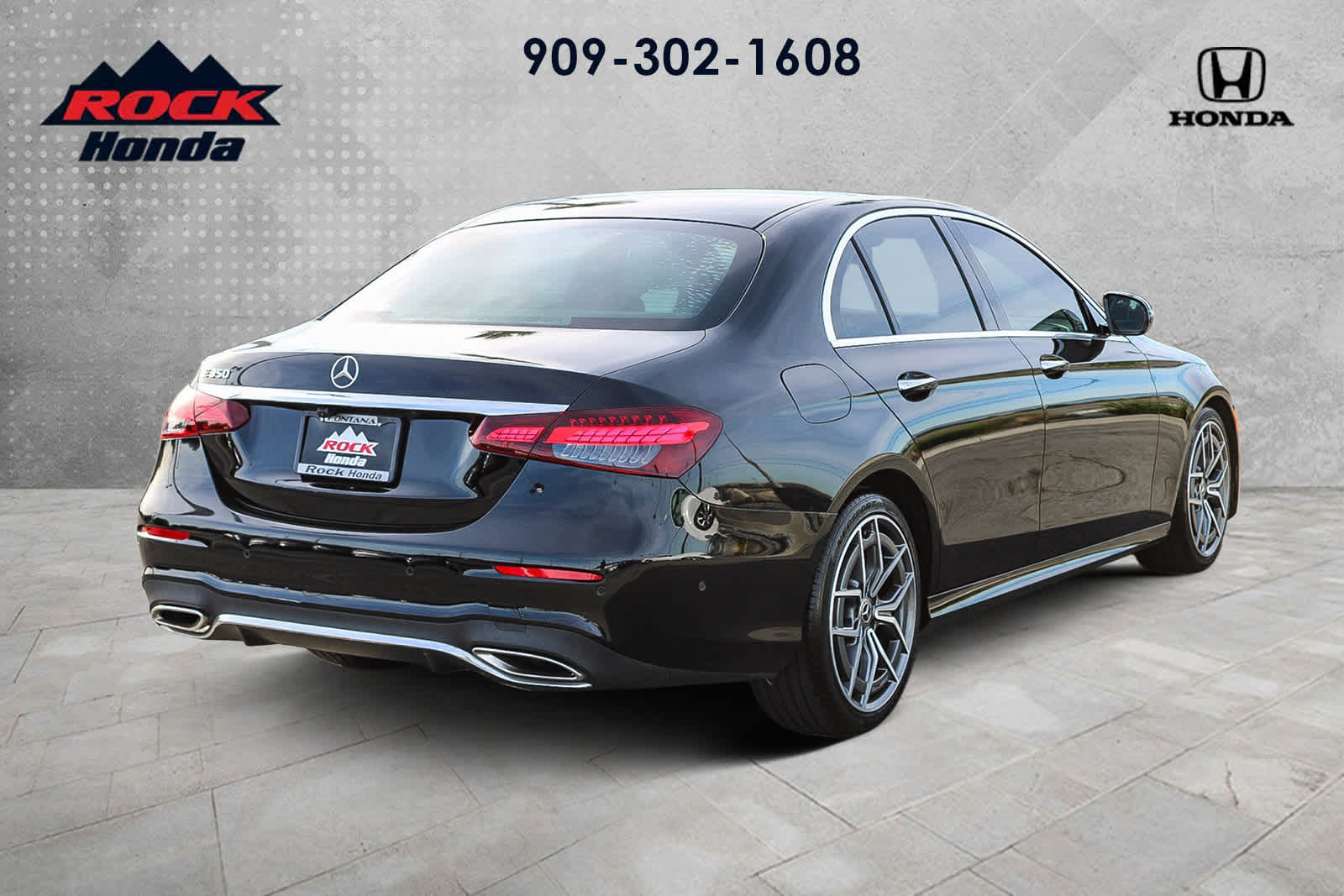 Thumbnail: 2021 Mercedes-Benz E-Class - 4