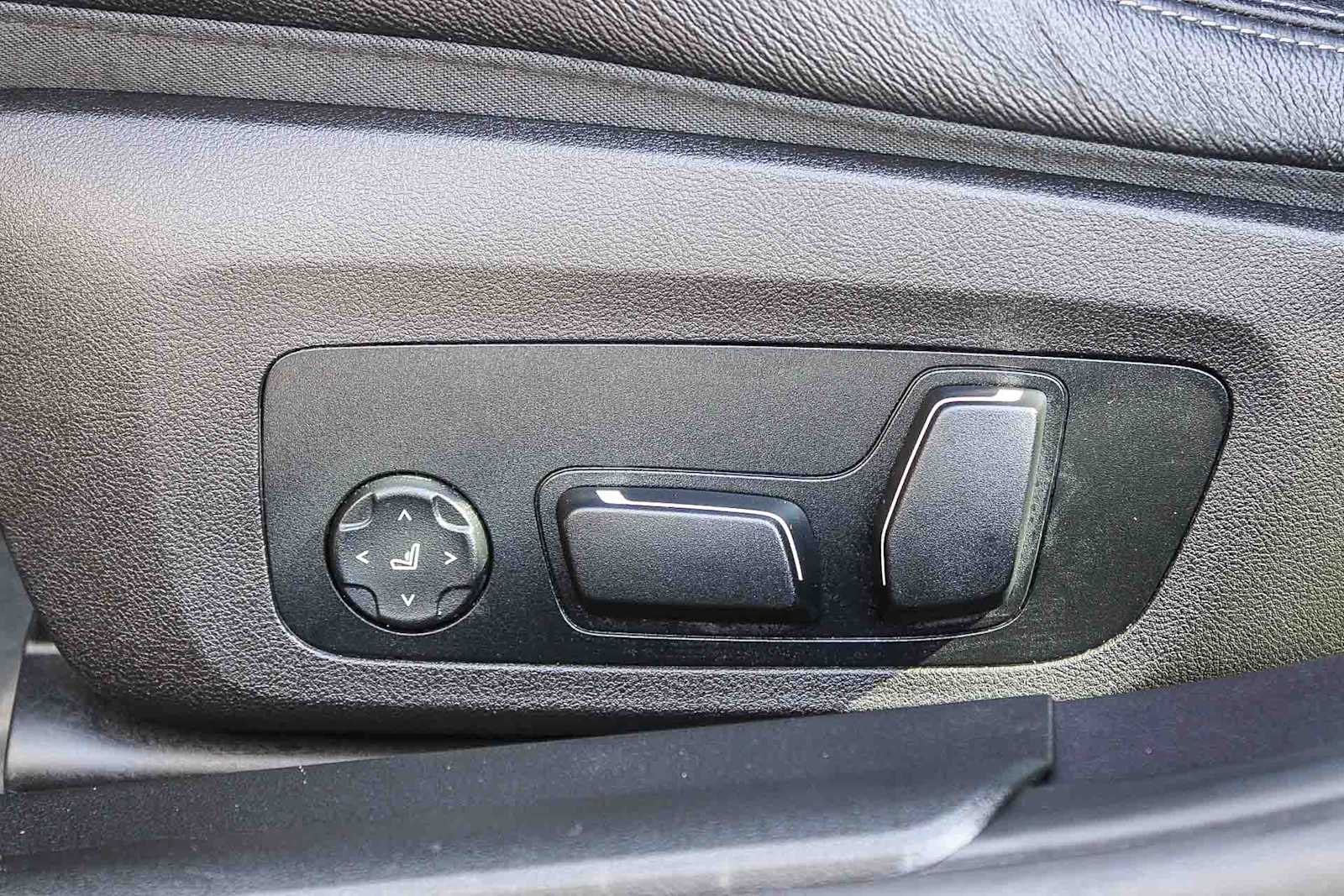 Thumbnail: 2024 BMW 3 Series - 17