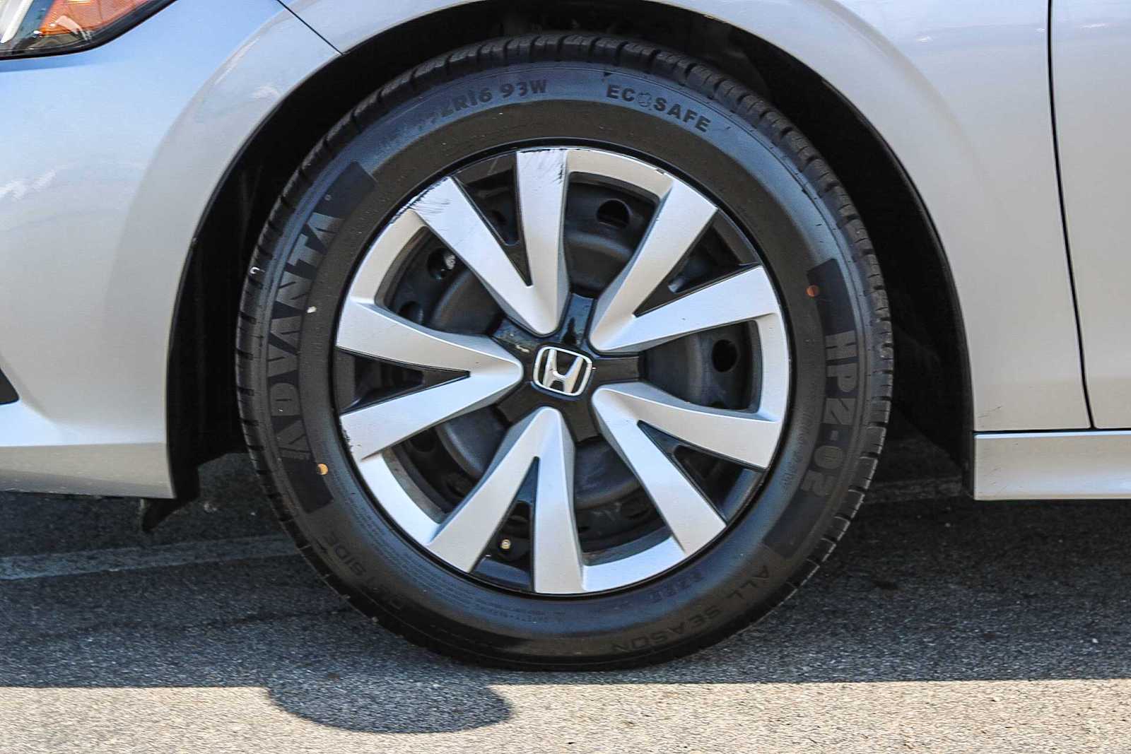 Thumbnail: 2024 Honda Civic - 11