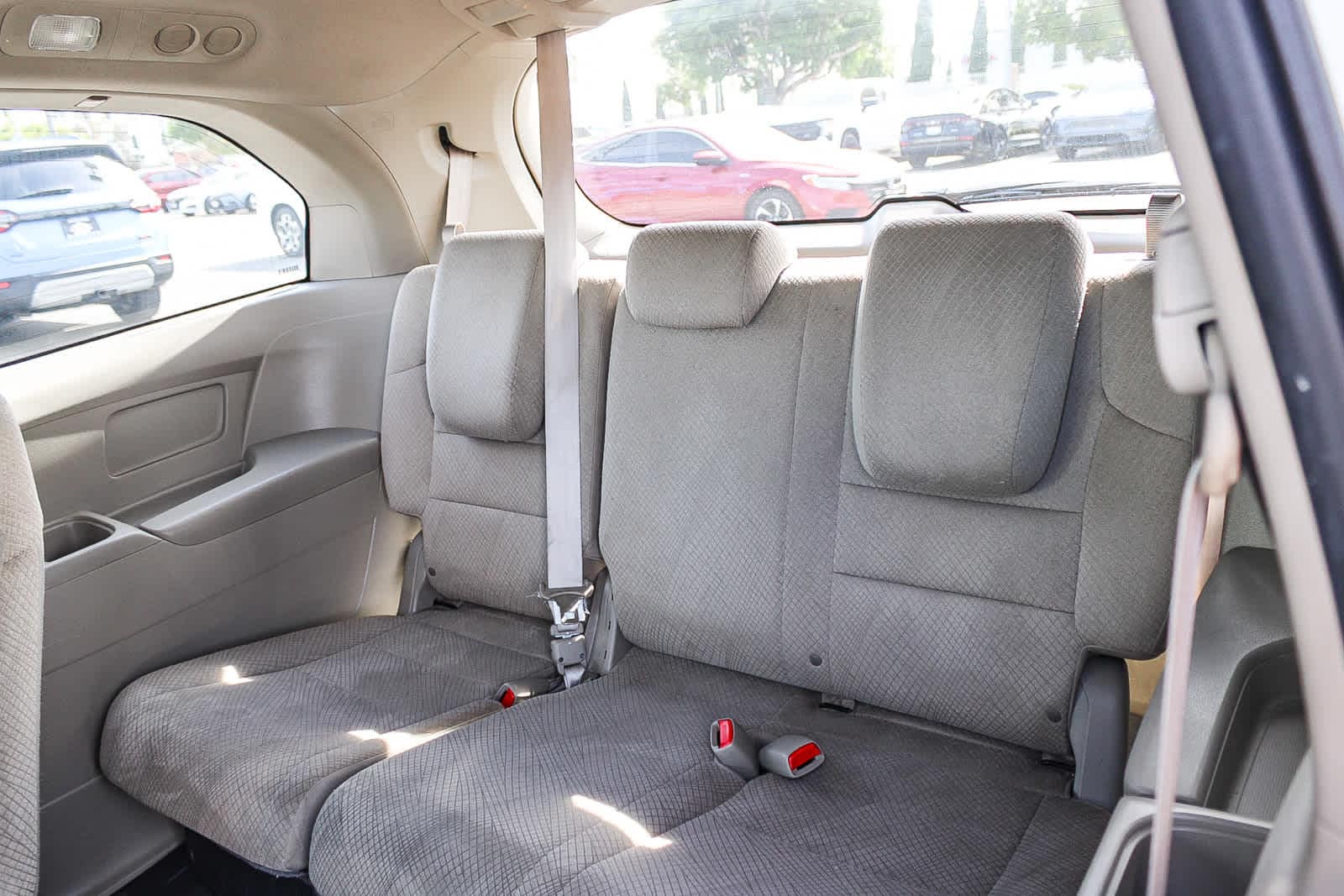 Thumbnail: 2016 Honda Odyssey - 18