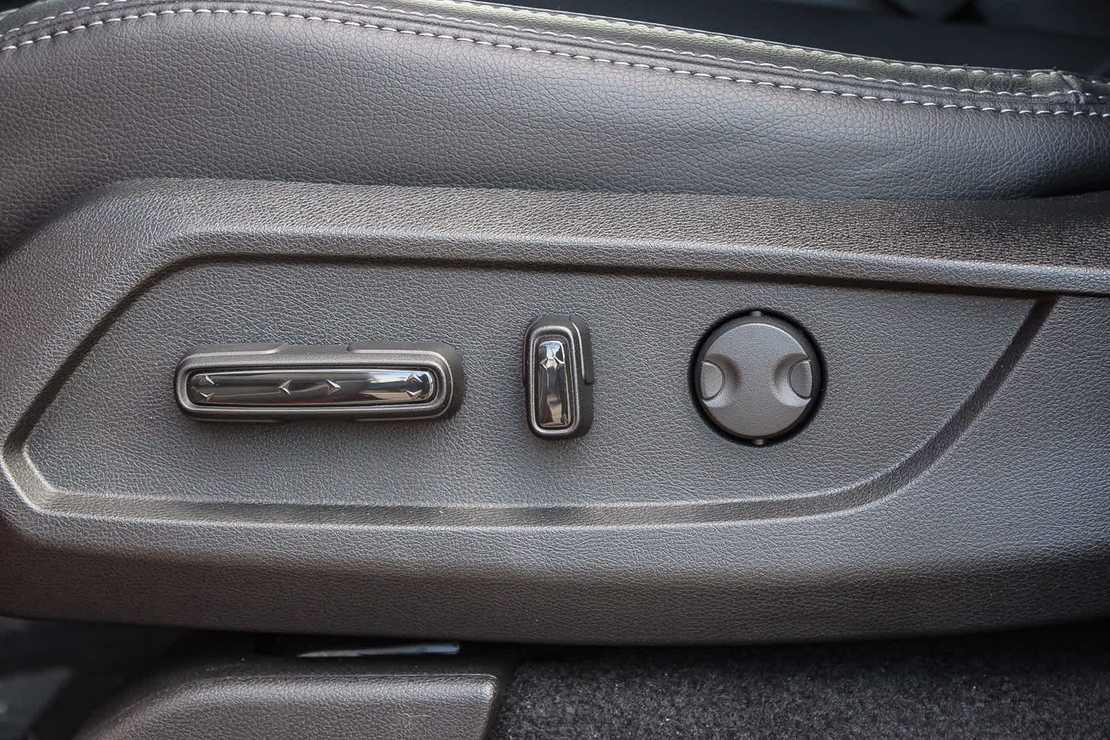 Thumbnail: 2026 Honda Pilot - 23