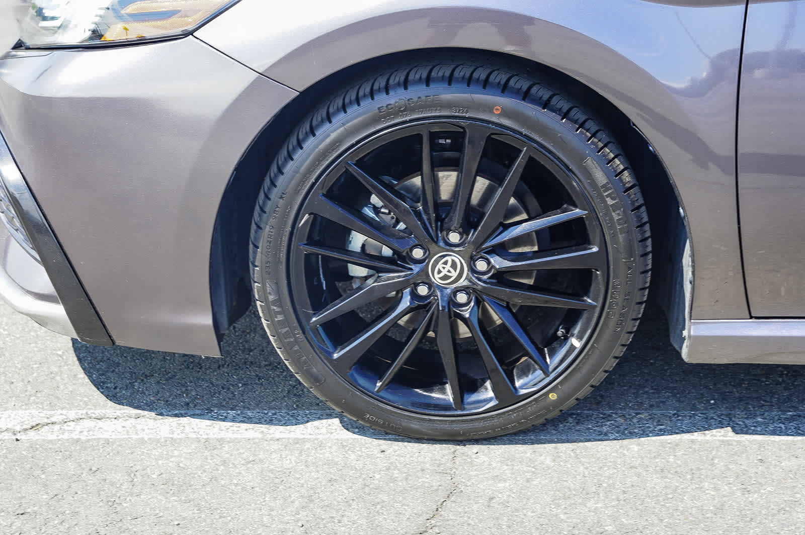 Thumbnail: 2021 Toyota Camry - 9