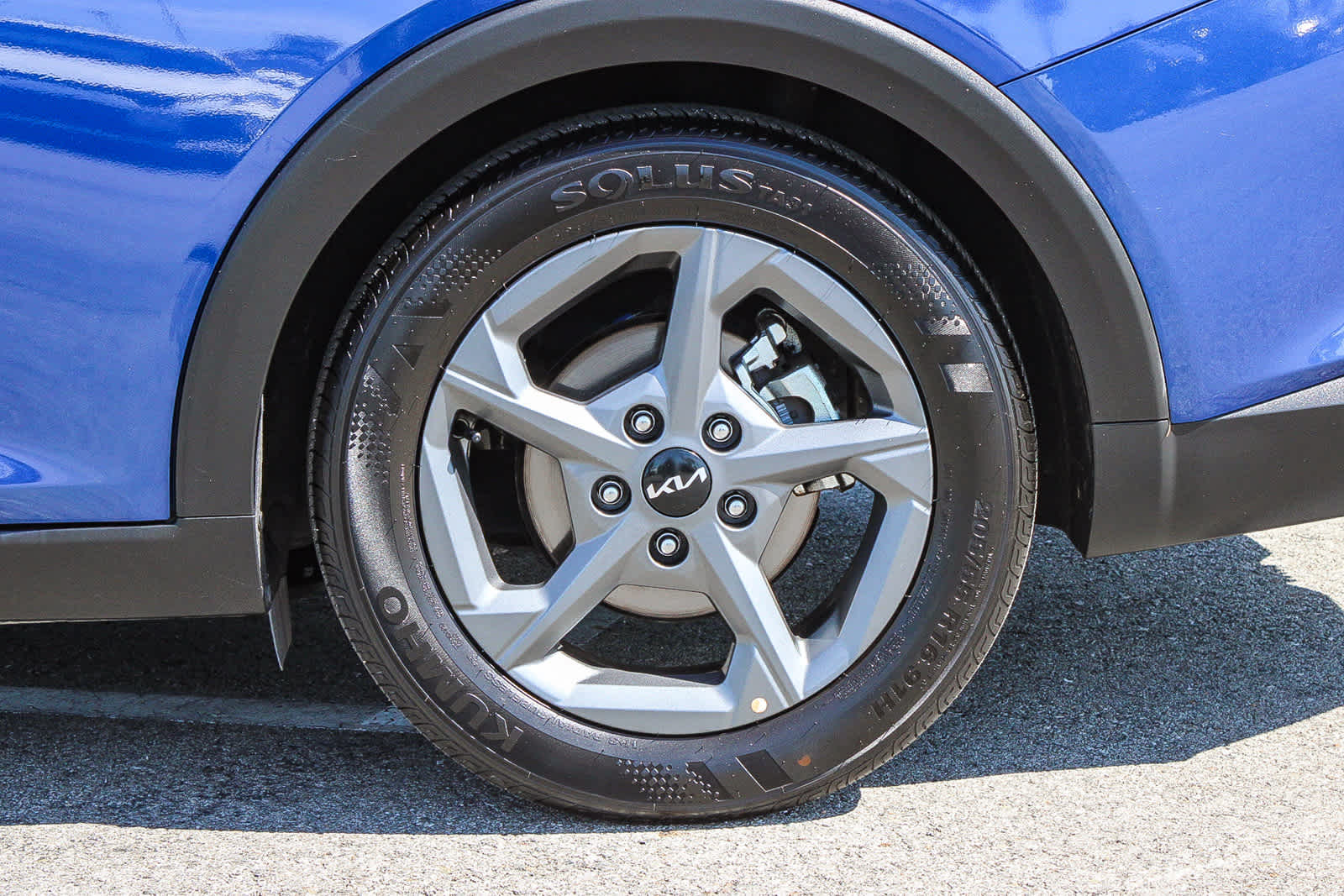 2025 Kia K4 LXS photo 3