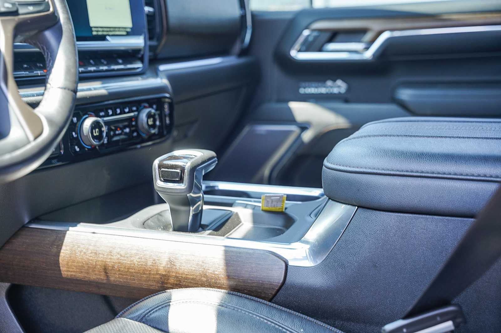 Thumbnail: 2023 Chevrolet Silverado 1500 - 19