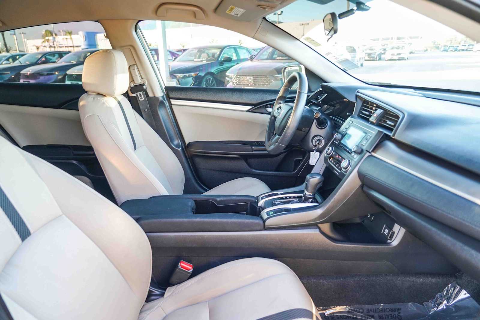 Thumbnail: 2016 Honda Civic - 16