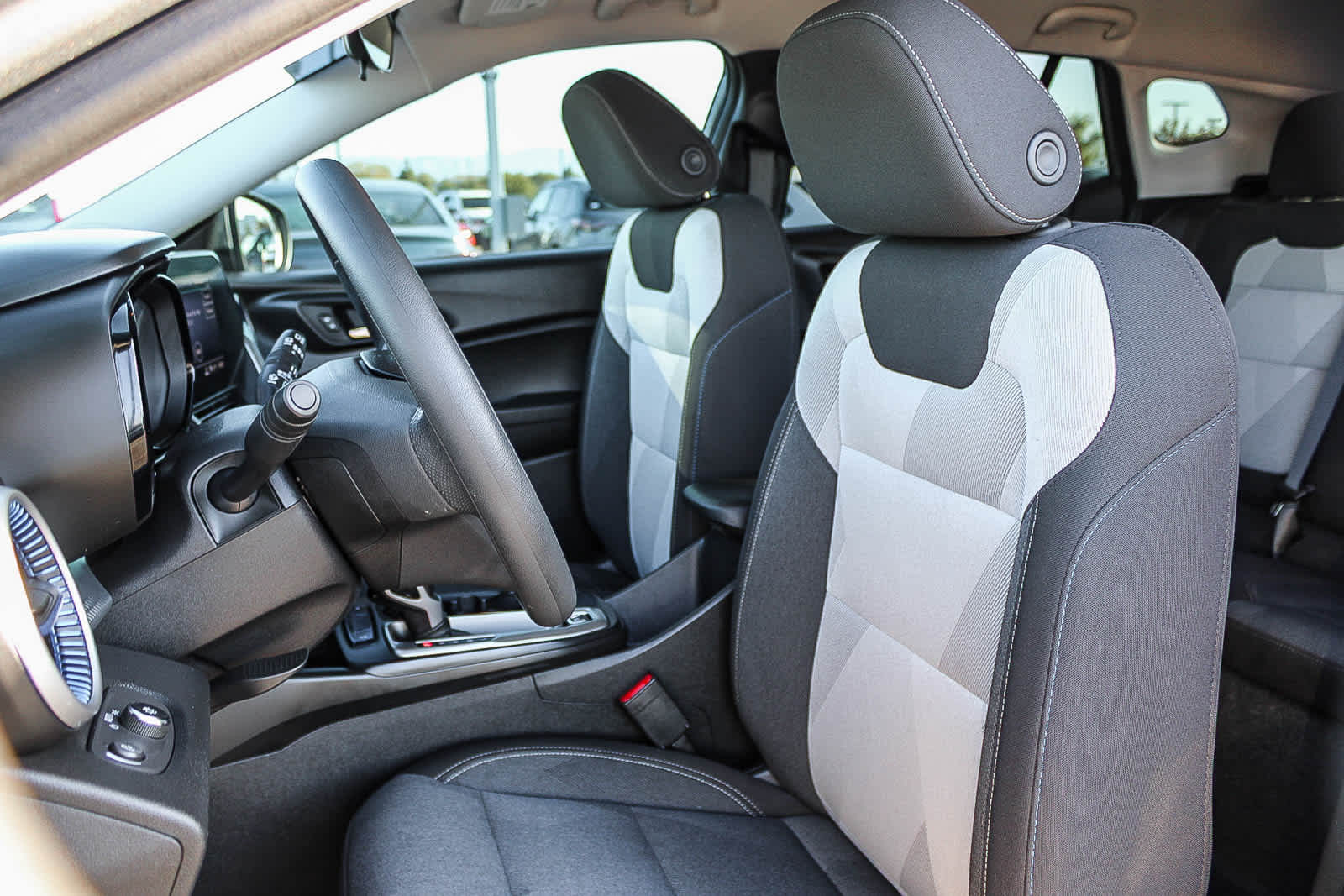 Thumbnail: 2024 Chevrolet Trax - 17