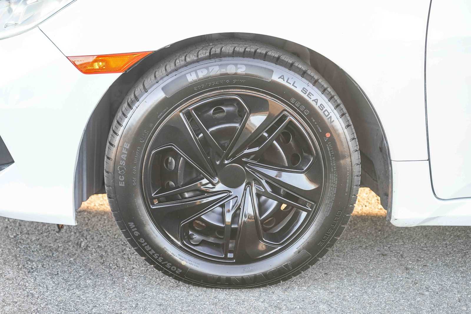 Thumbnail: 2016 Honda Civic - 10