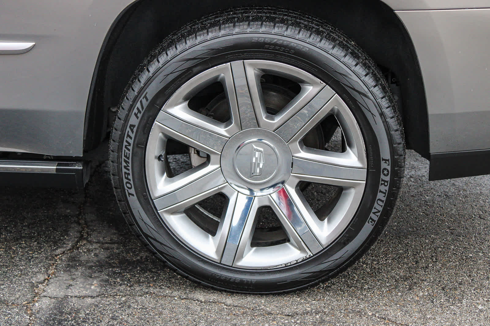 Thumbnail: 2018 Cadillac Escalade - 8