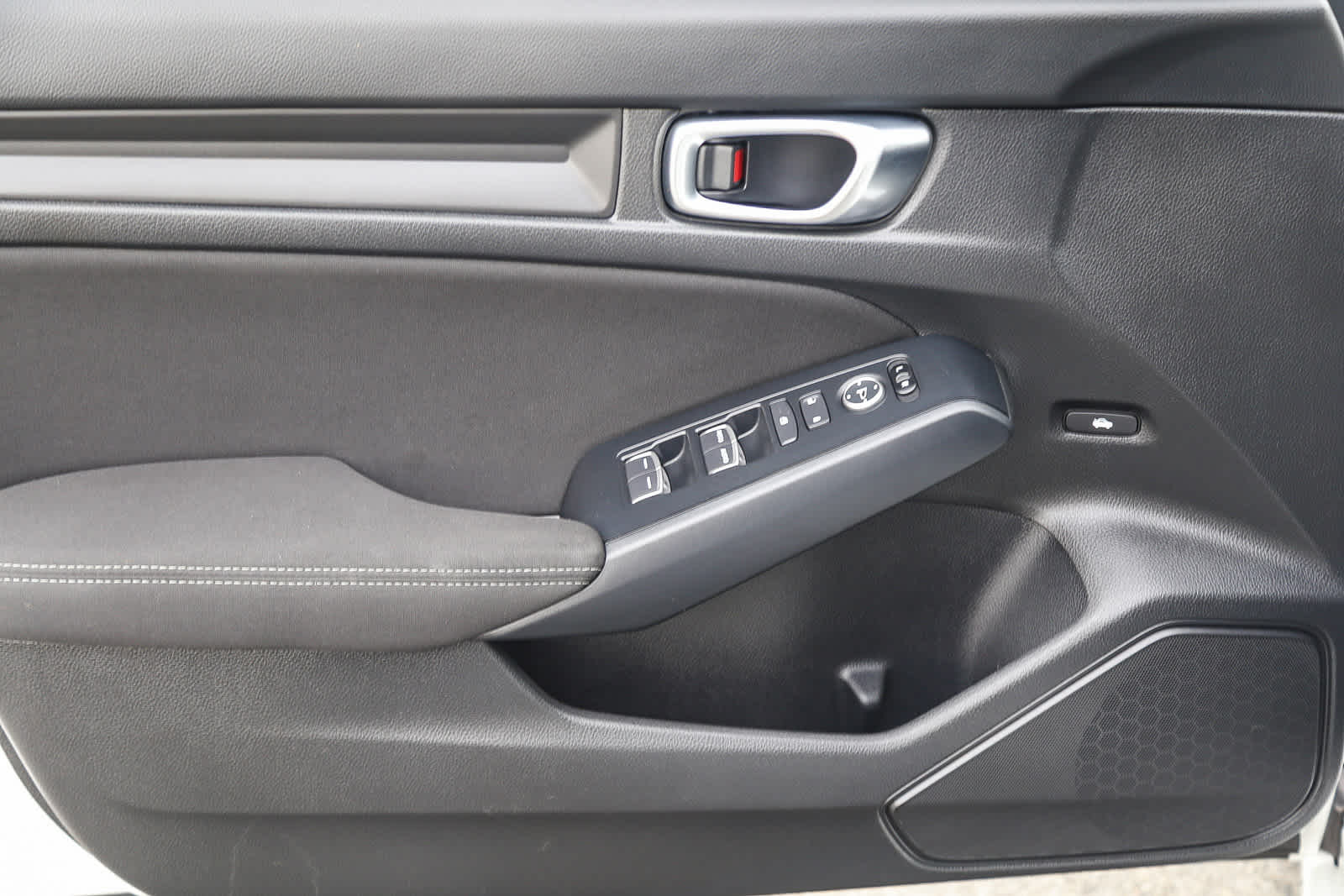 Thumbnail: 2025 Honda Civic - 19