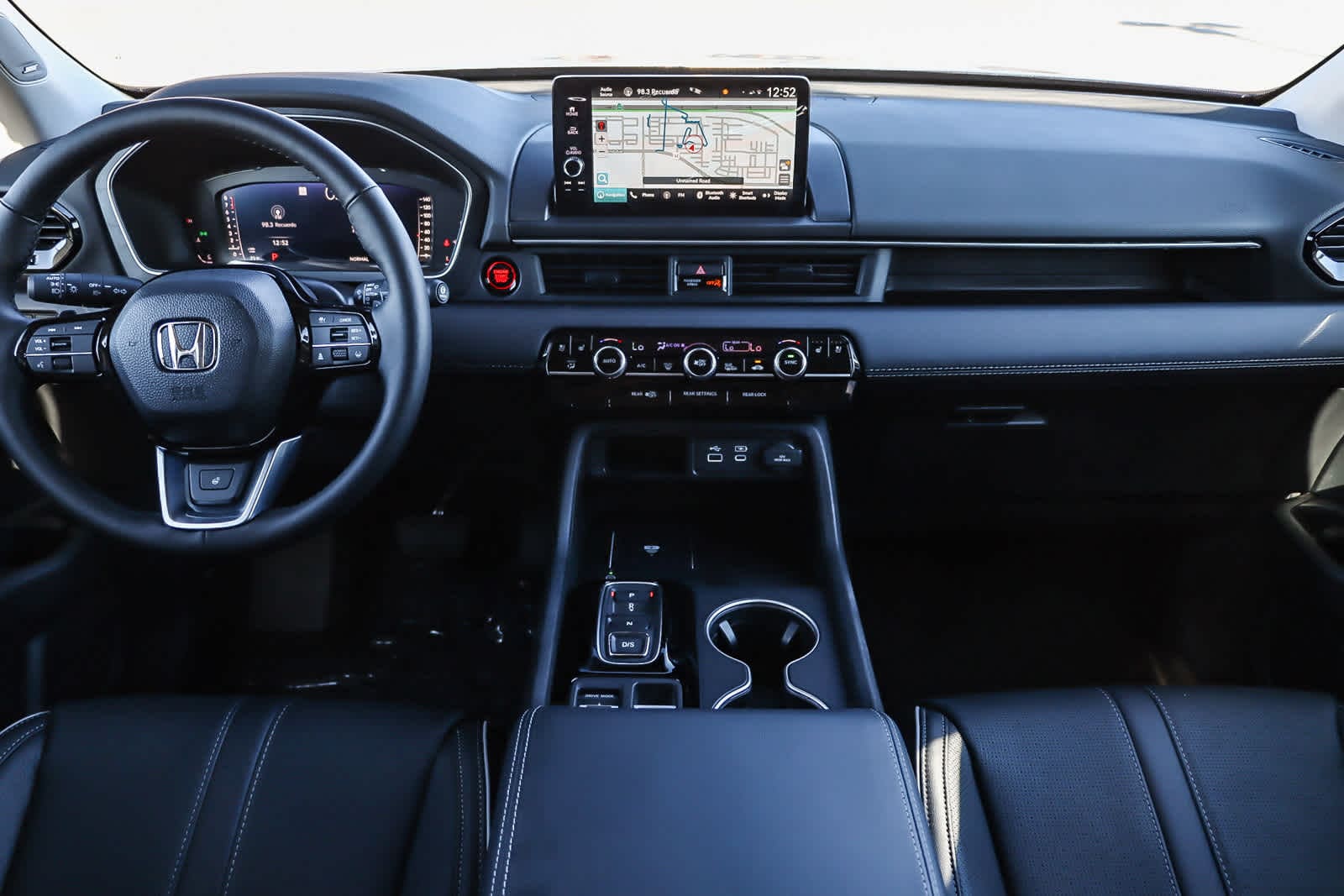 Thumbnail: 2025 Honda Pilot - 15