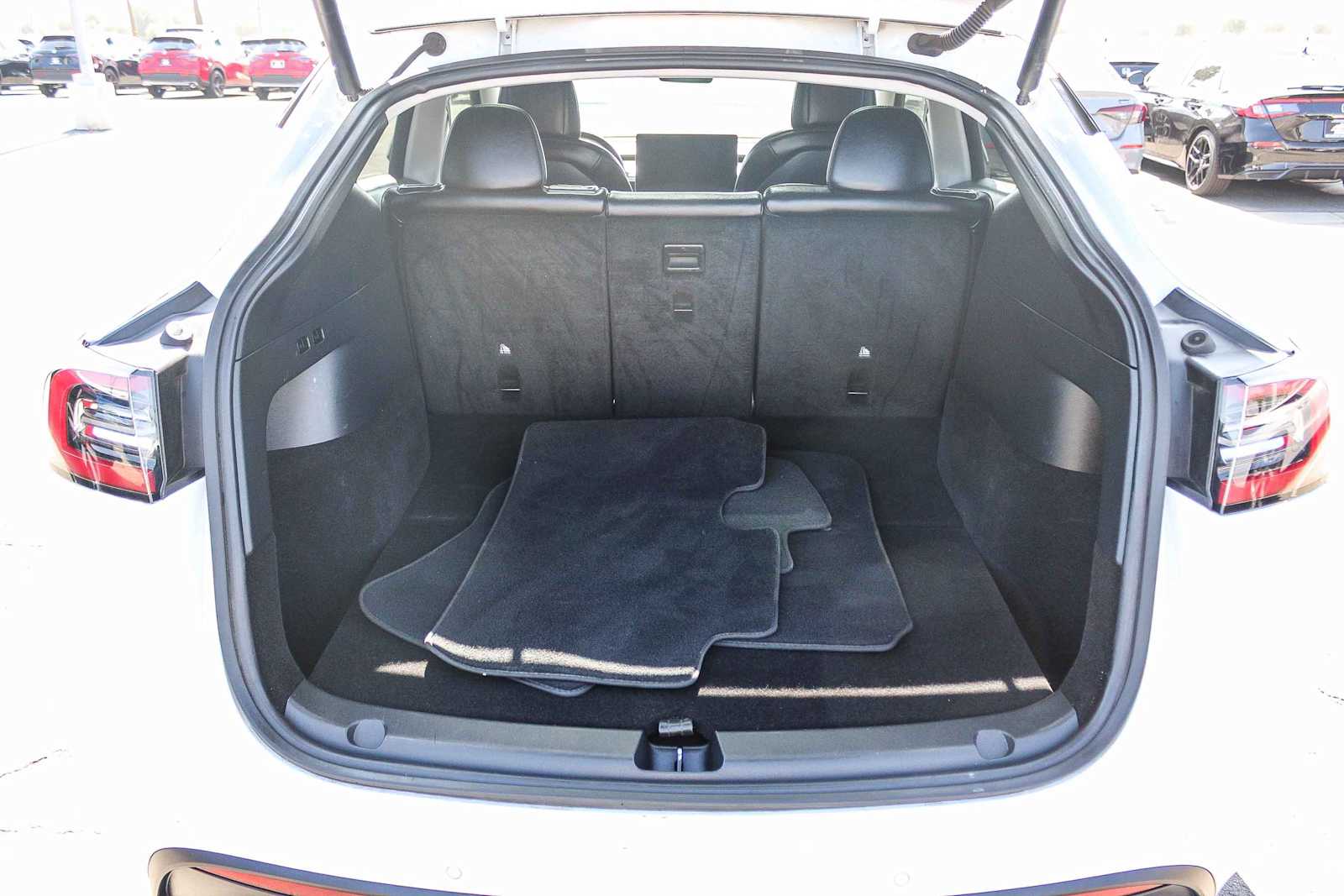 Thumbnail: 2022 Tesla Model Y - 26